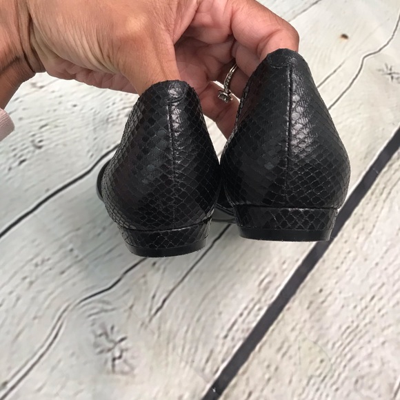 Guess leather pointed toe flats - Picture 5 of 7